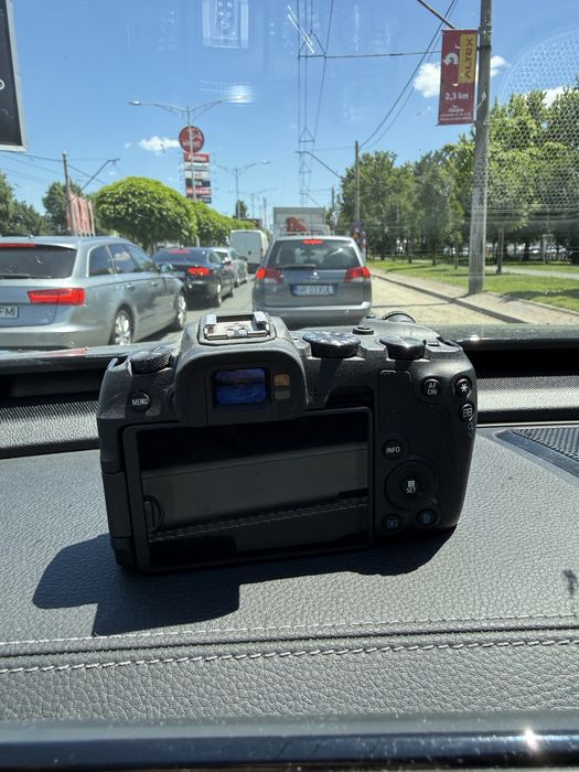 Canon EOS RP Mirrorless