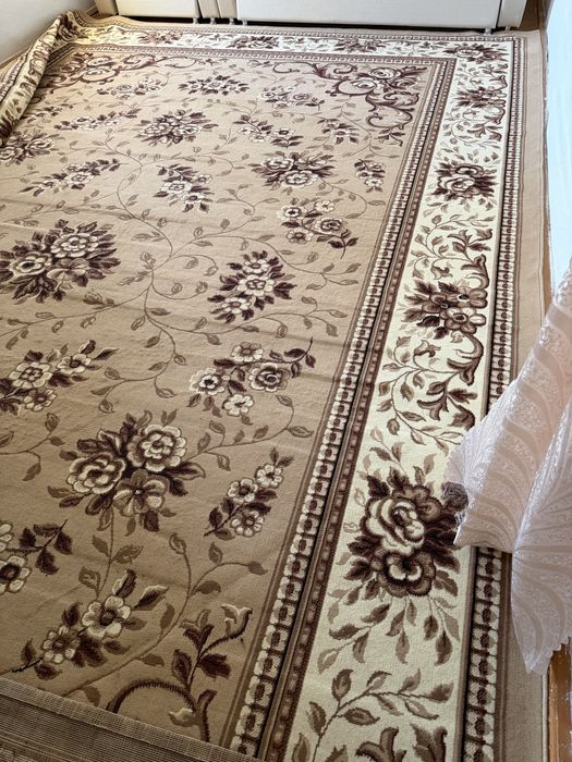 Ковёр 4×6 в отличном состоянии