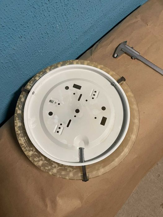 Плафони стъклени 1 х Е27