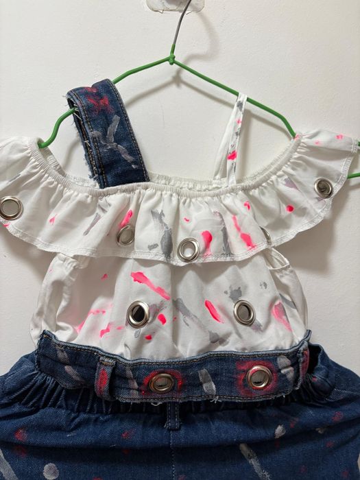 Compleu fete făcut la comanda