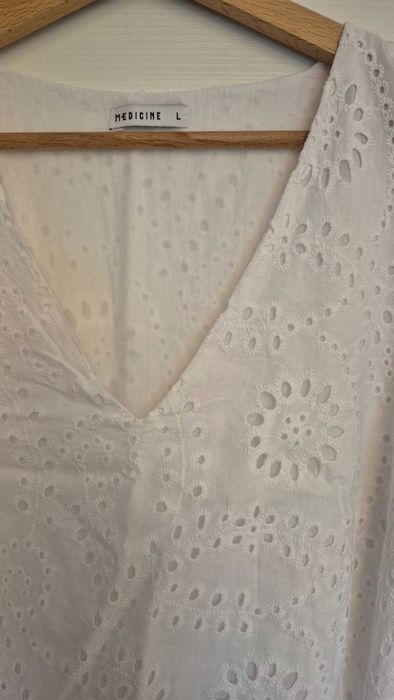 Rochie broderie englezească