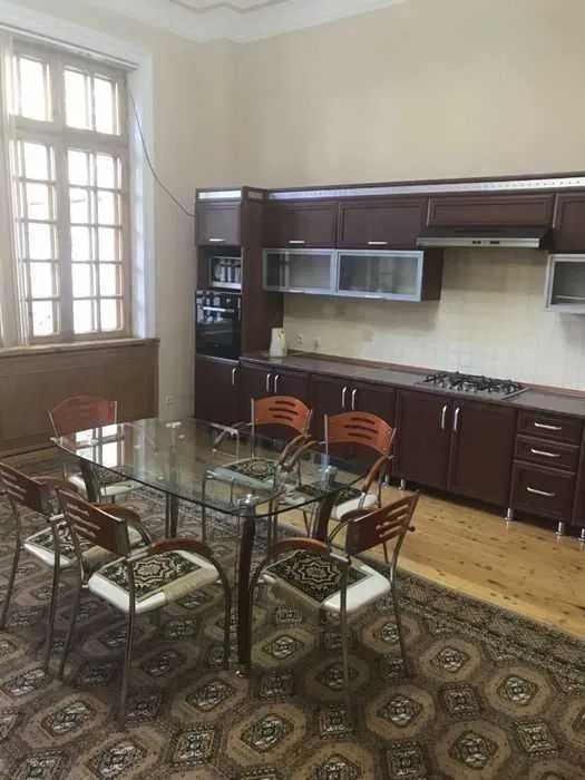 Новомосковская Евродом 4-соток в Центре, можно под Офис / id888 /