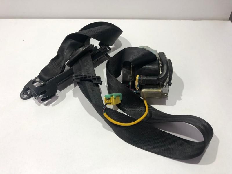 Centura de siguranta dreapta fata 7l0857706d Volkswagen VW Touareg ge