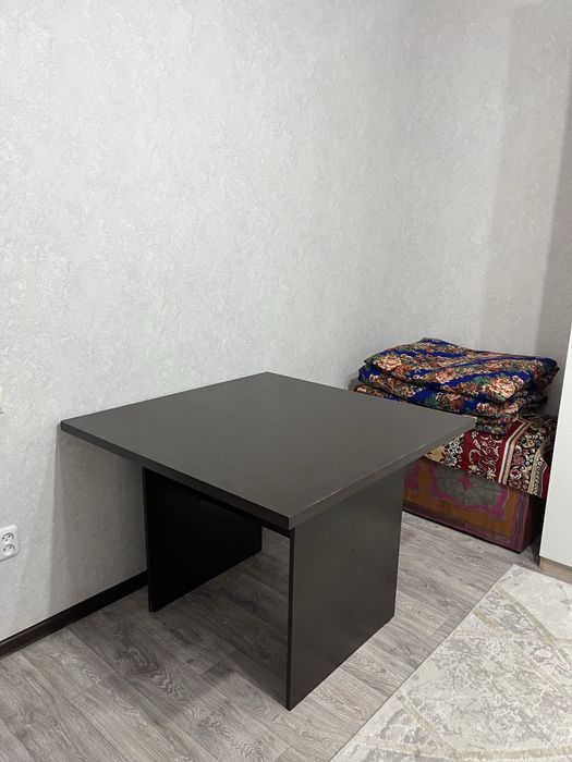 Стол 4 метра продам