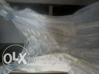 o rochie de mireasa deosebita bonus cercurile cadouuu