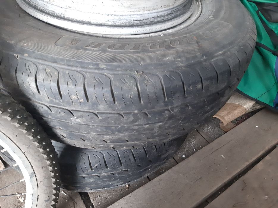 Резина на 16 75/225