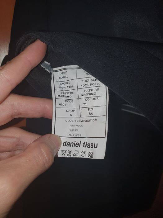 Уникален,марков, луксозен костюм "daniel tissu", L/XL+две маркови ризи