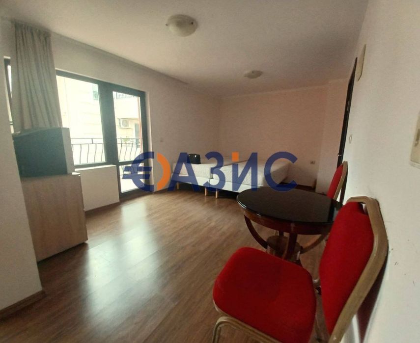 Продава се Двустаен апартамент в Несебър - 101 кв.м за 522 €/кв.м - Снимка #6