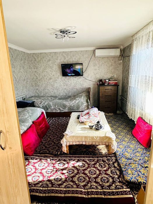 Продаю свой Дом срочно, Яшнабадский район ул.Баку до центра 1-2 км.