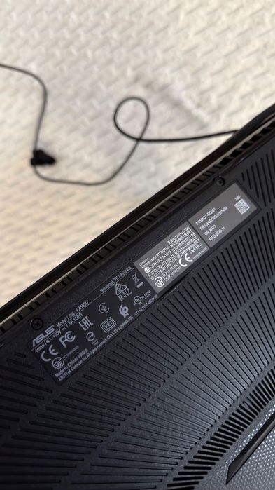 Laptop ASUS TUF Gaming FX505D + Set Gaming Archelonz