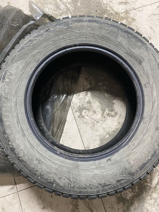 Продам шины R18 зимние