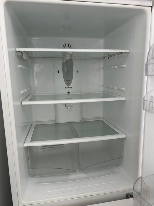 Продам холодильник.