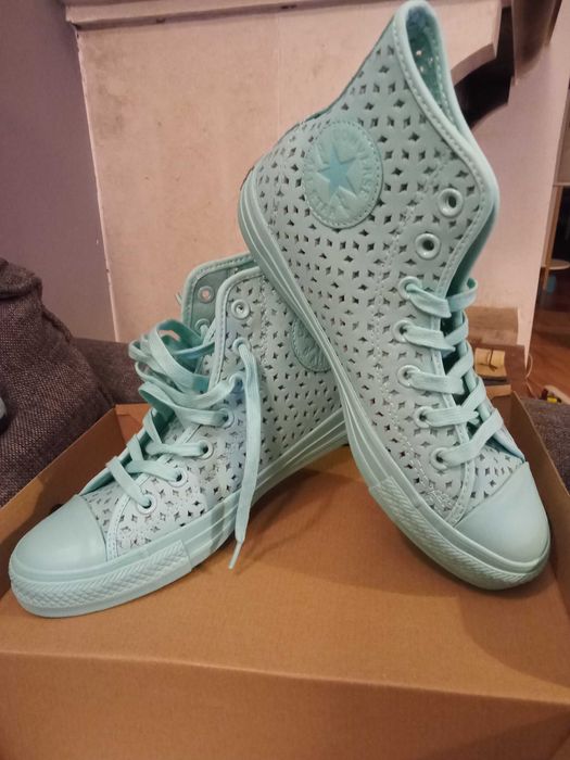 Converse кожени кецове - нови