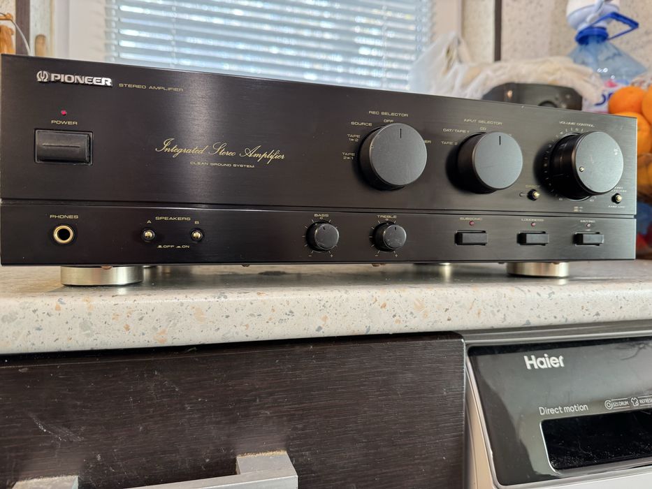 Pioneer A-449 стерео усилвател