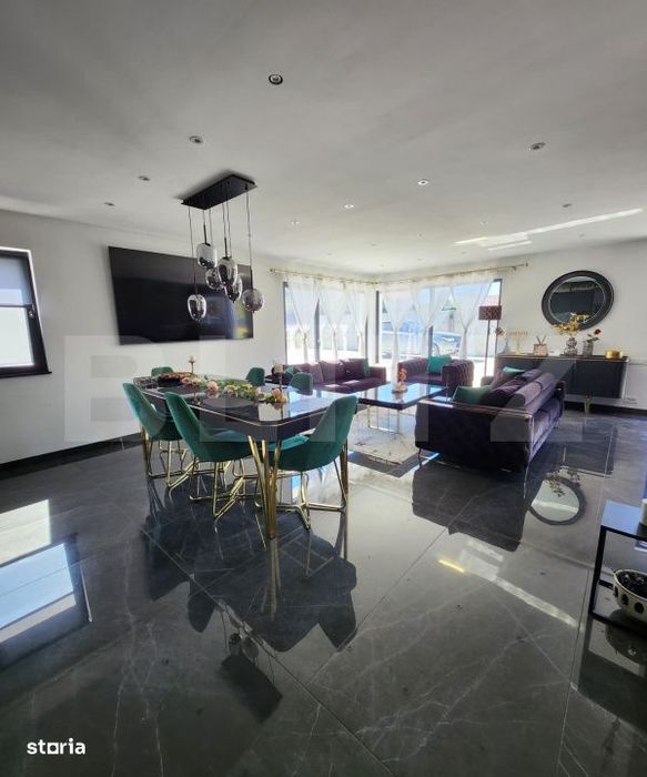 Duplex de vanzare, 103 mp, teren 285 mp, zona Gilau