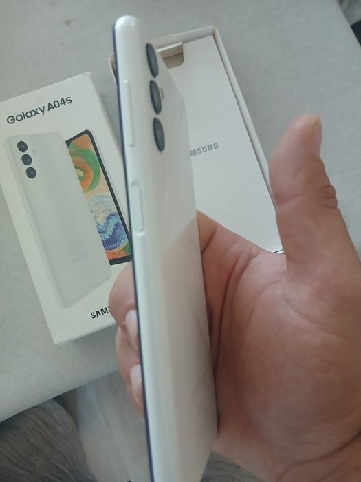 Продавам samsung