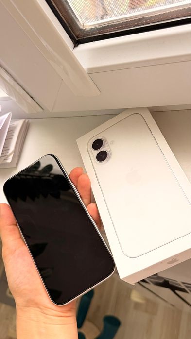 продается Айфон 16 256гб