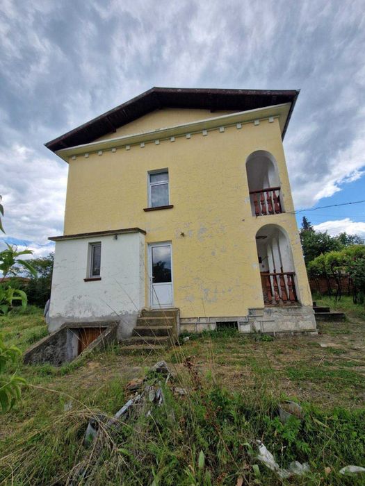 Продава се Къща в с. Девенци, Област Плевен - 375 кв.м за 130 €/кв.м - Снимка #18