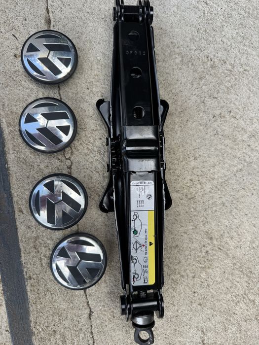 Крик за  VW/ фолксваген и капачки за джанти