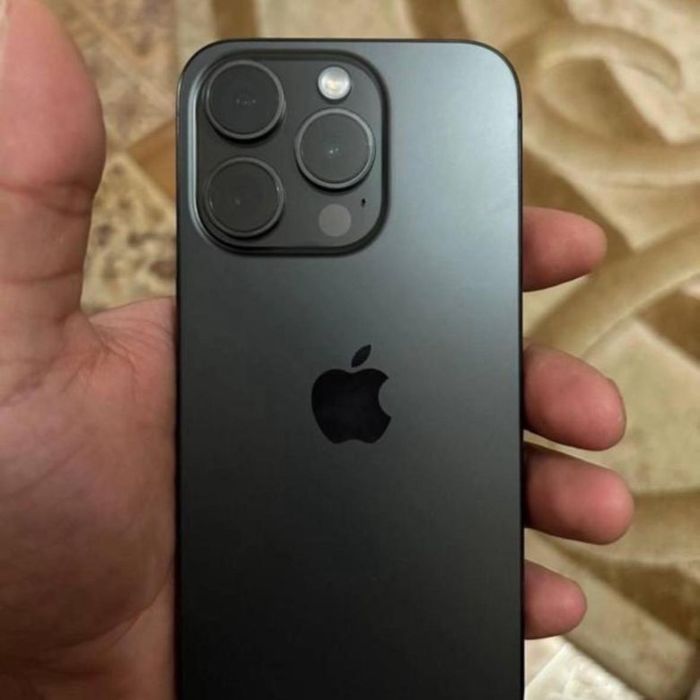 Iphone 16 про макс 256 гиг