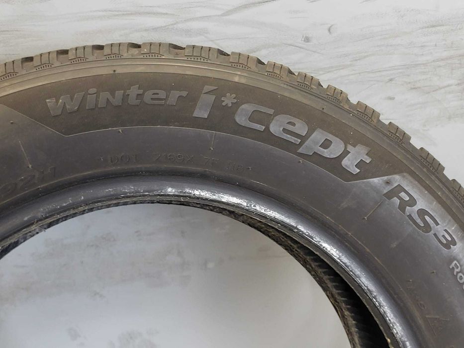 Anvelope 205/60 R16, iarna Hankook, DOT 2022