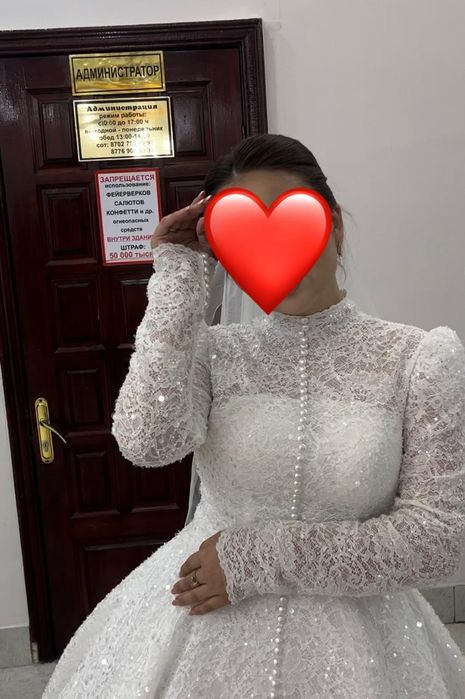 Продам свадебное платье и платье для Узату