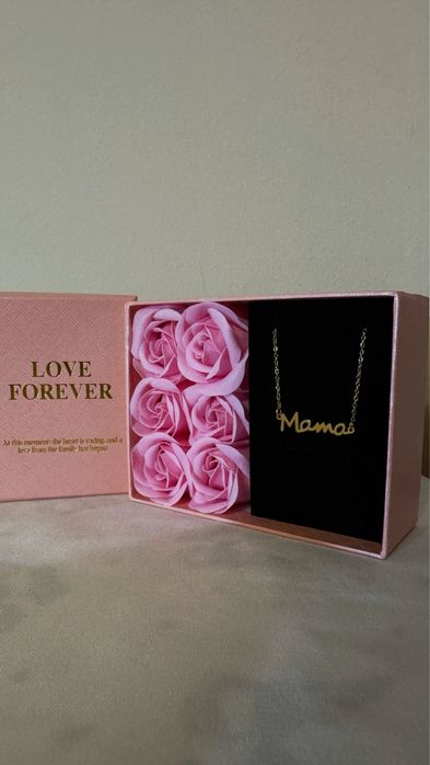 Подарък за 8-ми март, който казва „обичам те“ вместо теб