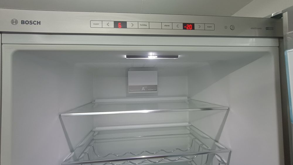 Хладилник с фризер Bosch