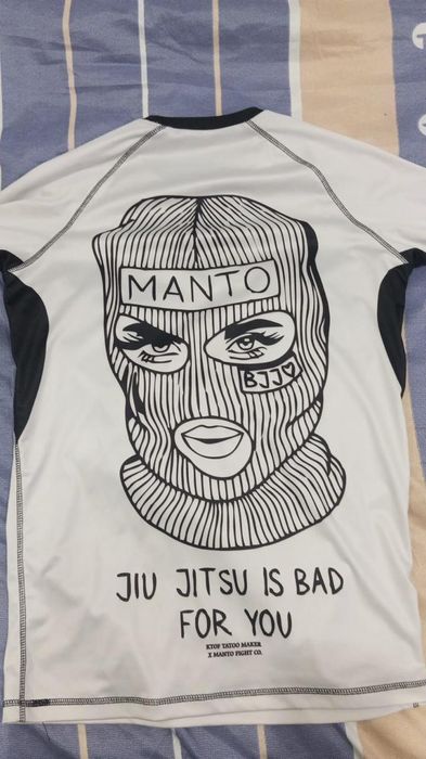 Рашгард манто бжж