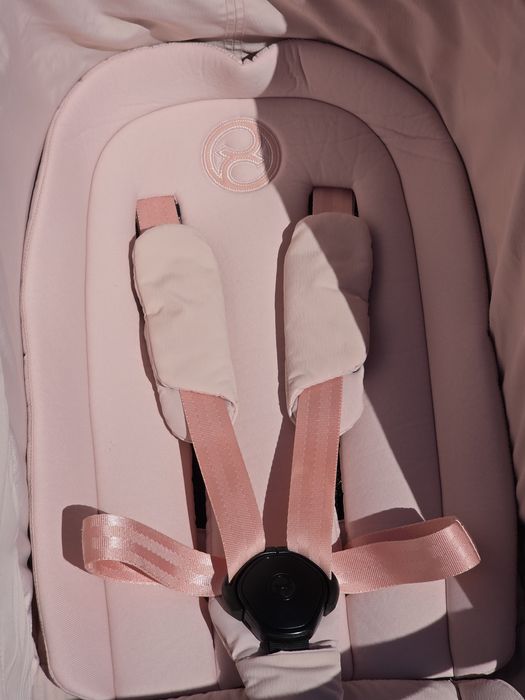 Carucior Cybex Coya roz