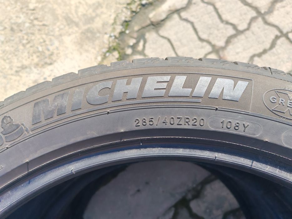 285 40 20,2buc vara Michelin Latitude Sport3