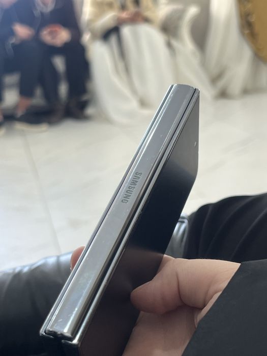 Samsung galaxy fold 4