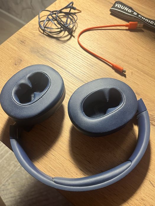 JBL Tune 720BT