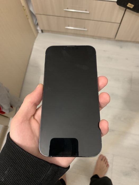 Продам IPhone 13 pro max