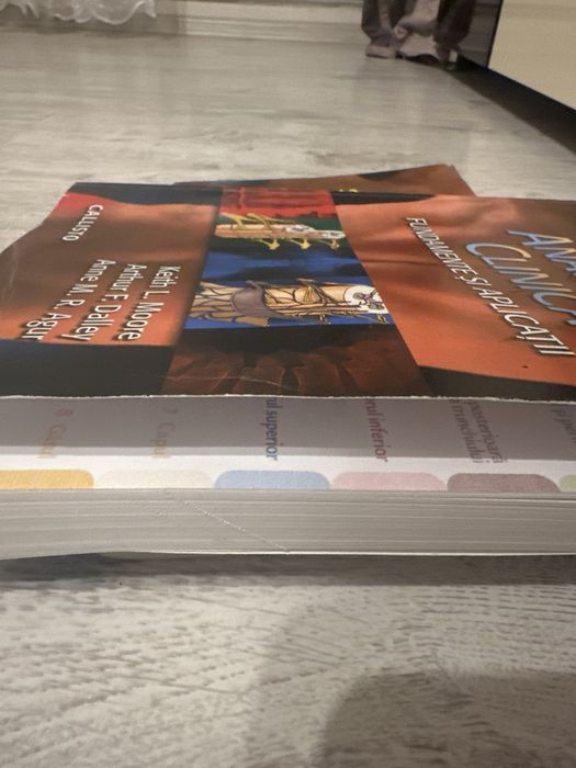 Vând Carti Anatomie Clinica ambele volume