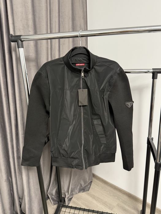 Geaca PRADA super calitate