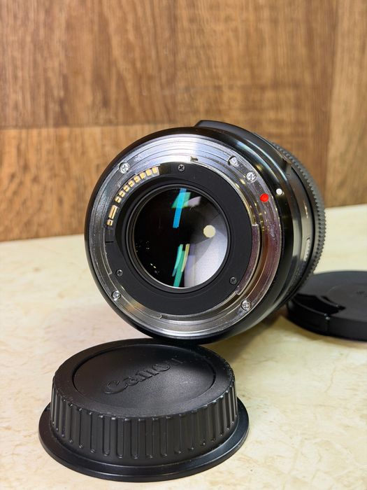 Sigma 35mm f/1.4 DG HSM Art обектив - Canon