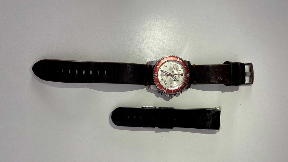 Ceas Victorinox Maverick 43