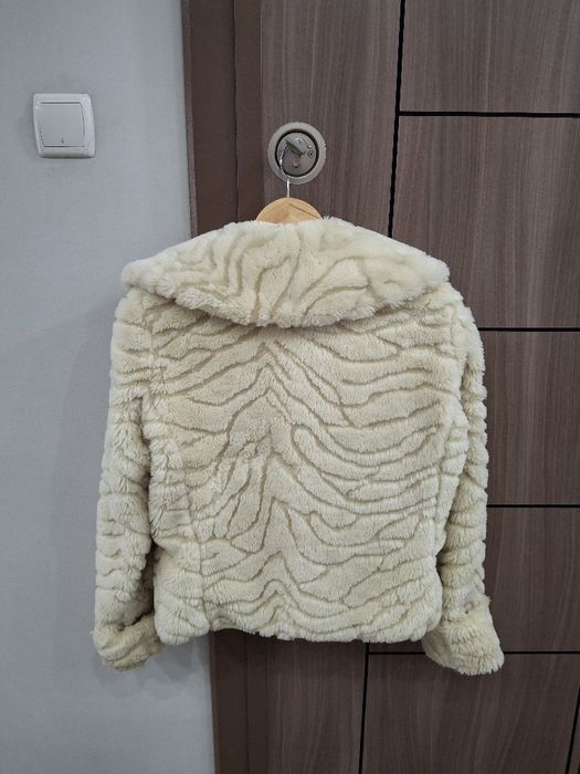 Много запазено кожухче