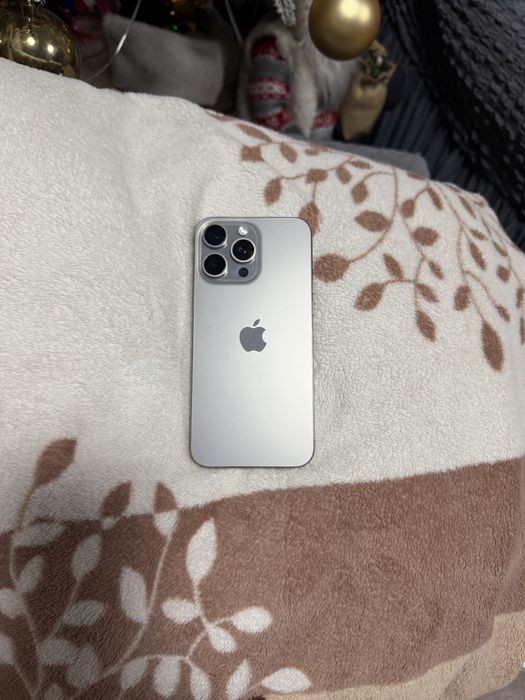 Iphone 15 pro max 256 gb Titan !