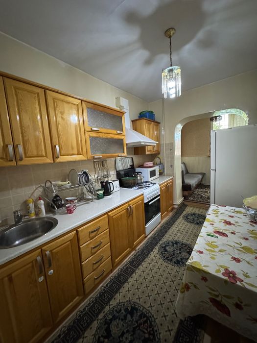 Продам 3 комнатную квартиру в Фергане(теннисный корт).