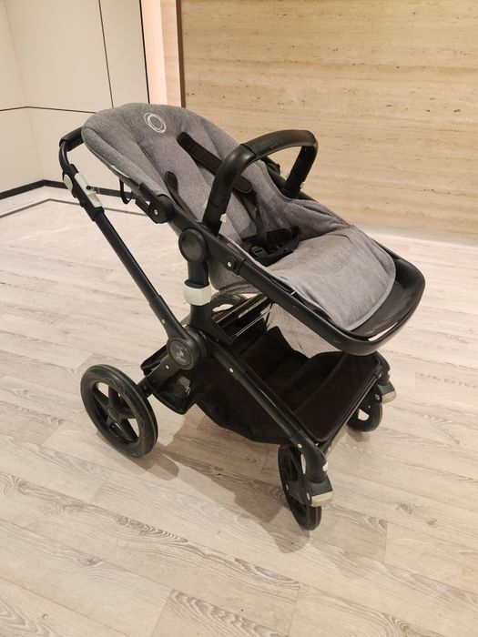 Продам коляску Bugaboo Fox