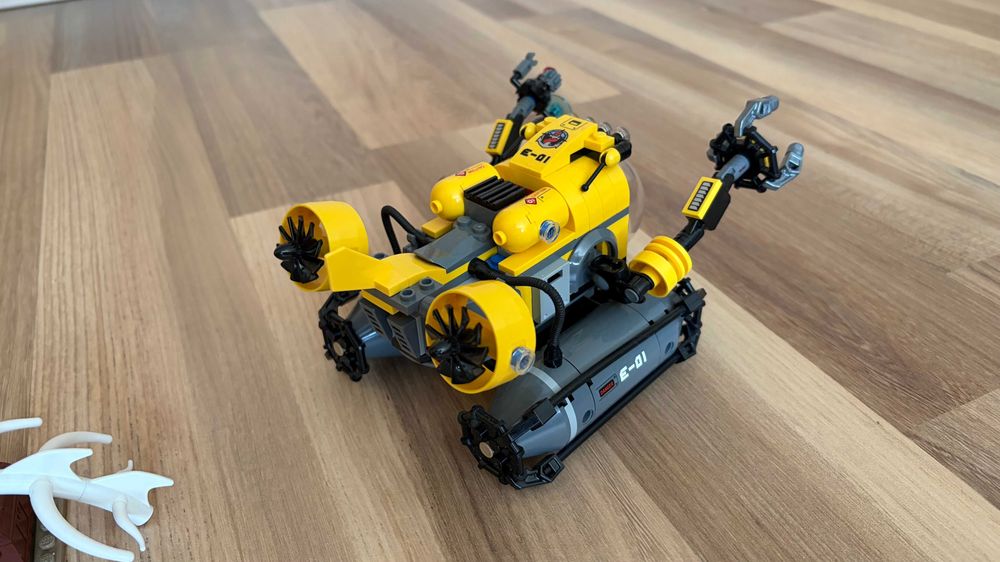 Дълбокопотапяща се подводница LEGO City 60092