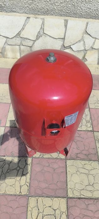 Разширителен съд 100 л. WATES нов