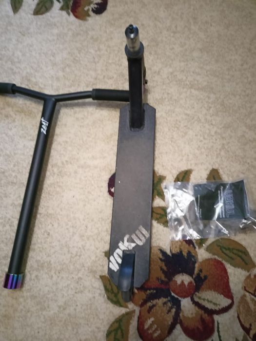 Срочно продам почти новый самокат