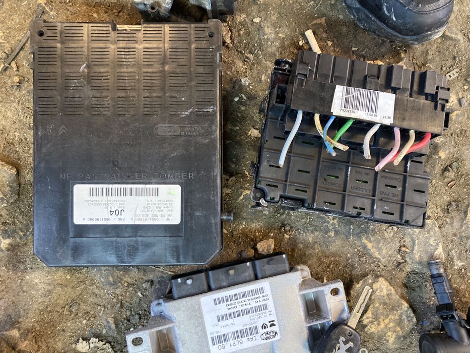 Компютър, бушонера, комфорт модул и др. За Пежо 307 2.0 и 1.4 бензин