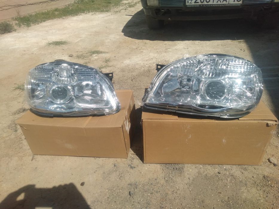Фары новые Chevrolet Niva