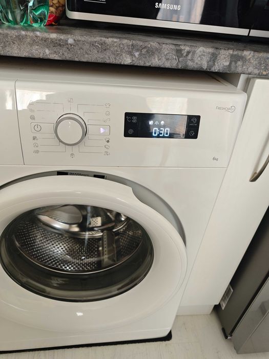 Пералня Whirlpool FWSF 61053 W