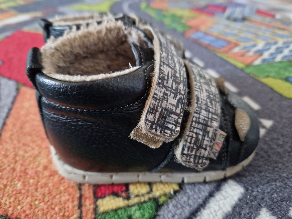 Ghete Ariana, mărimea 20, culoare universala