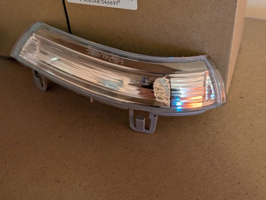 Semnalizare oglinda stanga/dreapta VW Passat B6 Golf 5 Sharan